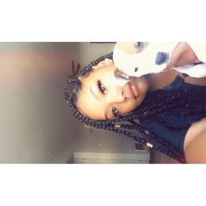 Meet your Posher, Knyasia